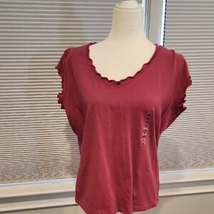 GAP Women's Short Sleeve Scalloped Tee - Dark Red